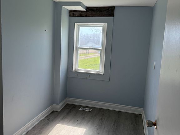 4th image of 303 Brimley Rd S