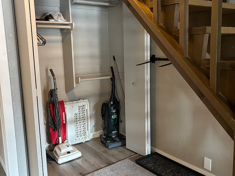 165 Old Mammoth Rd #27 — Photo 3