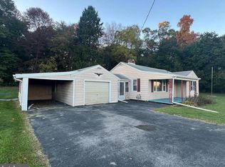 915 Bairs Rd, York, PA 17408