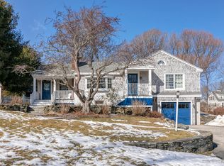 12 Wabun Rd, Cape Elizabeth, ME 04107