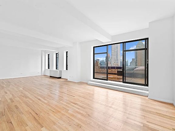 5th image of 43 W 61st St #23/24T