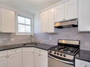172 Fire Island Ave APT 4, Babylon, NY 11702