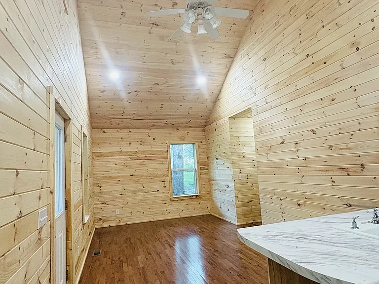3590 Douglas Hyatt Rd — Photo 16