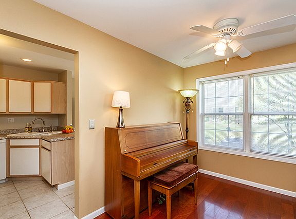 4th image of 1577 Tuppeny Ct