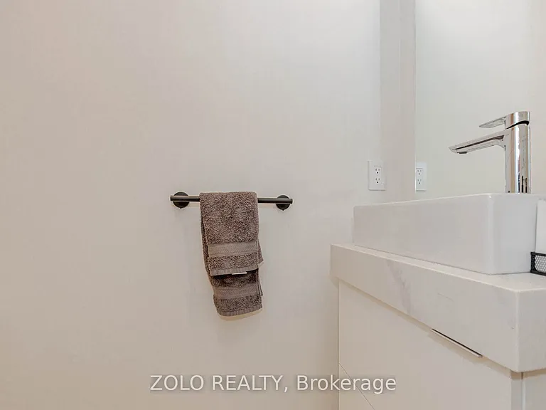 123 Maurice Dr #208 — Photo 16