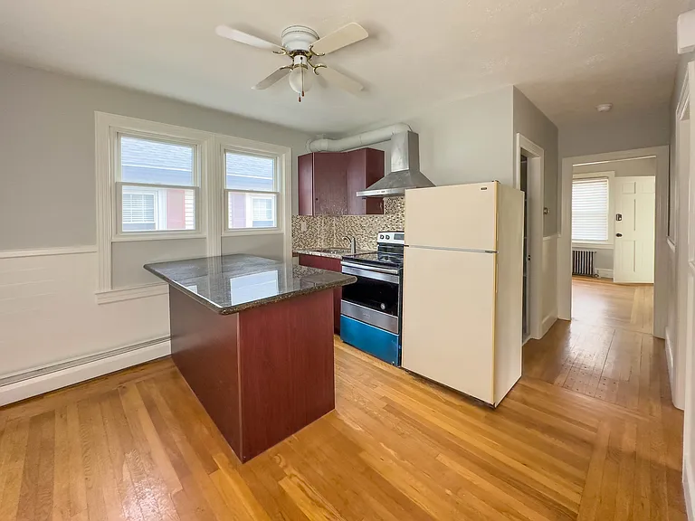 419 Maple Ave #A — Photo 5