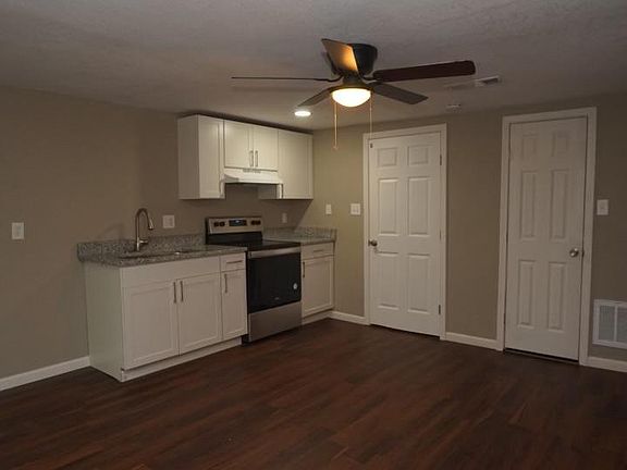 3rd image of 10436 Mountain View Dr APT 2