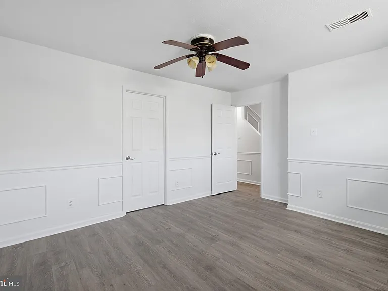 46601 Carriage Ct — Photo 15