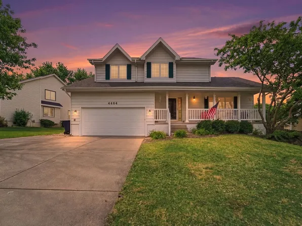 4464 91st St, Urbandale, IA 50322