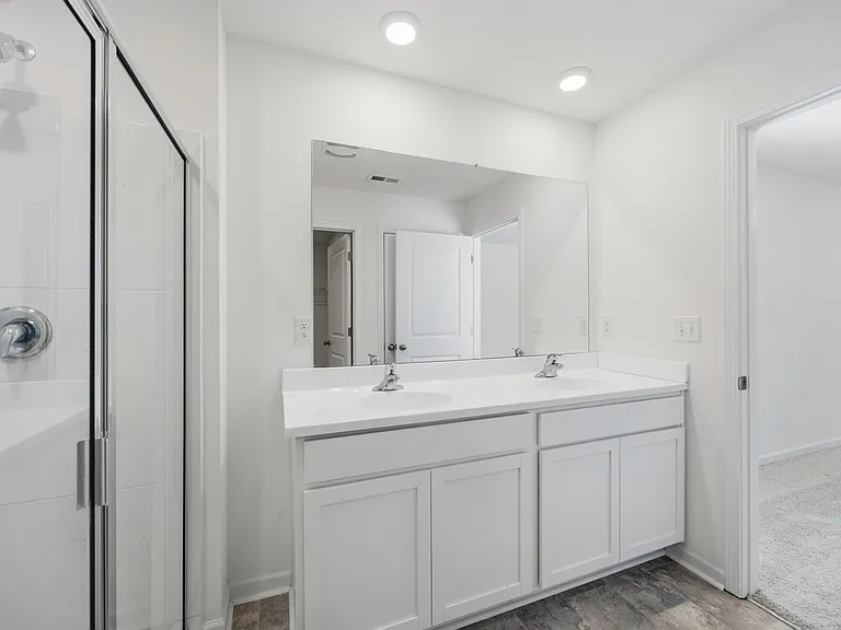 2900 Bogart Ln — Photo 8