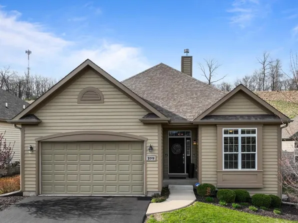 109 Lake Vista CIRCLE, Fontana, WI 53125