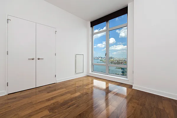 Rented by Keller Williams NYC | media 22