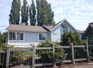 9850 California Ave SW, Seattle, WA 98136