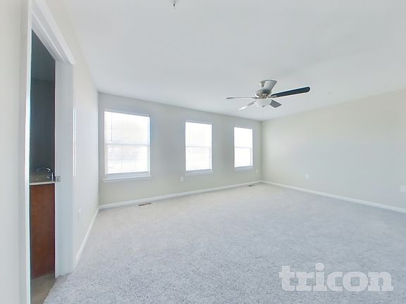 5th image of 15710 Chadsey Ln