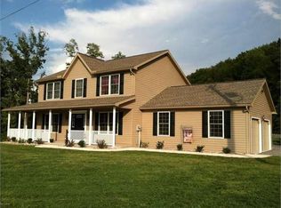 281 Windecker Ln, Jersey Shore, PA 17740