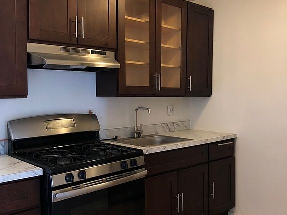 4th image of 333 Martense St APT 3C