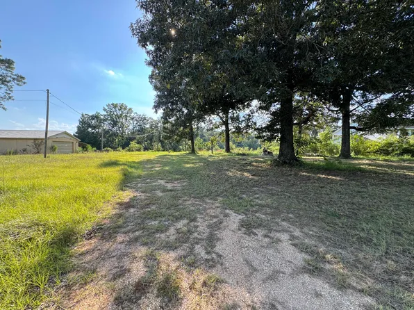 12715 Scenic Lake Dr, Jay, FL 32565