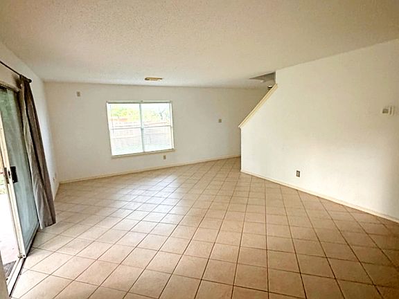 4th image of 13406 Alder Creek