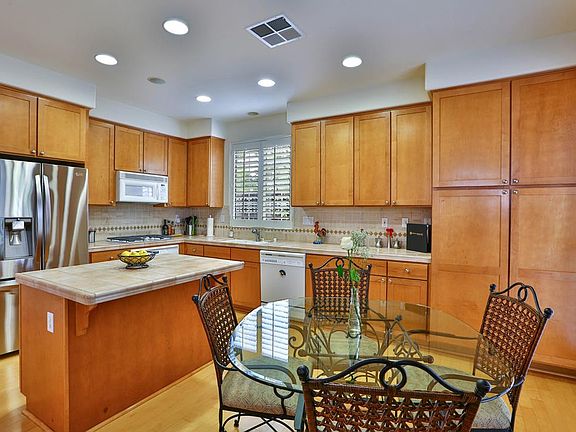 5th image of 2946 Rubino Cir