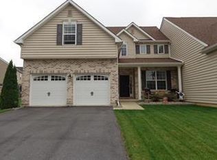1022 Monarch Ln, Breinigsville, PA 18031