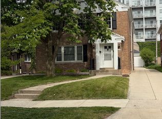4180 N Bartlett Ave #4180, Milwaukee, WI 53211