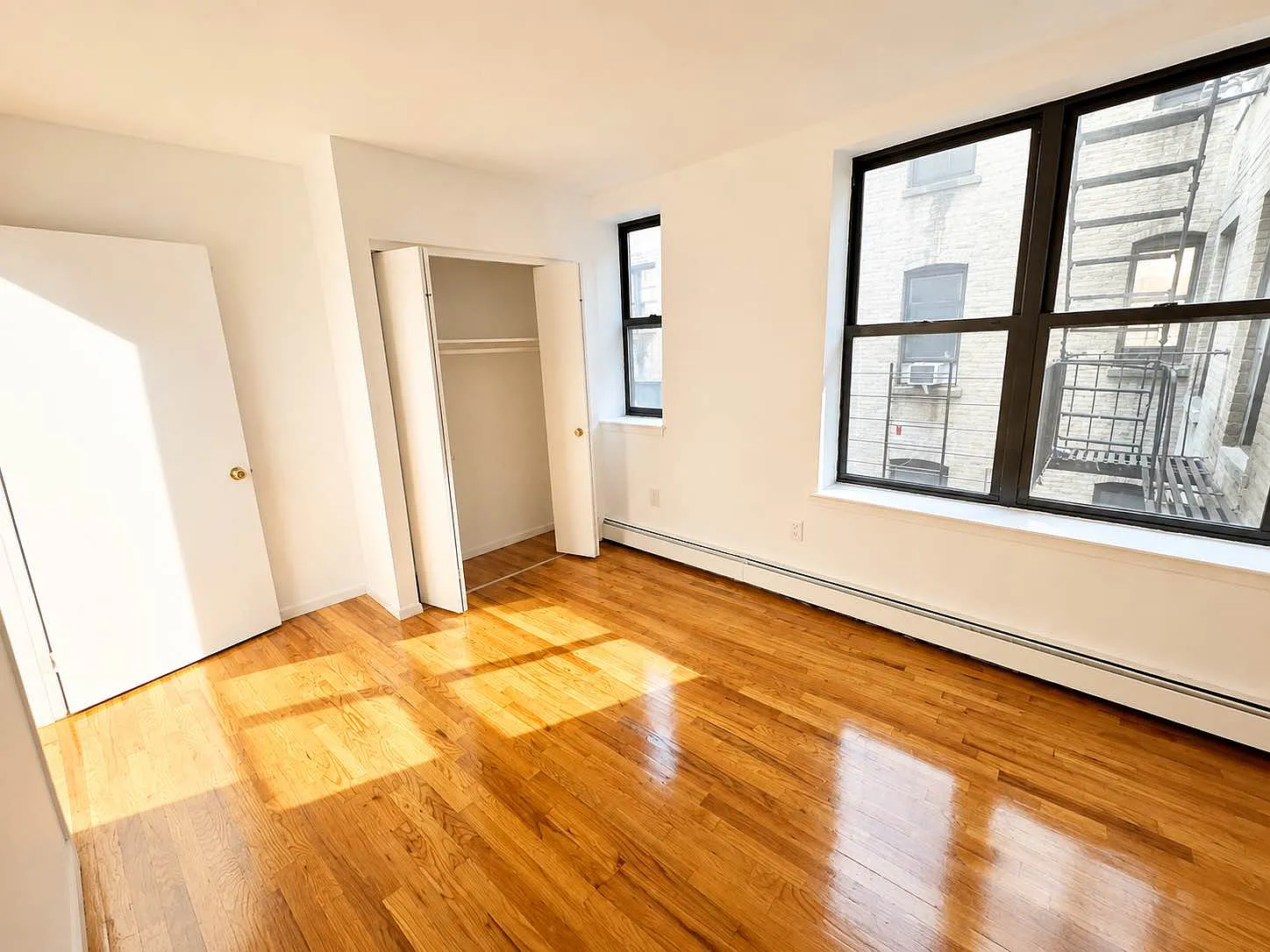 1310 Sheridan Avenue — Photo 3