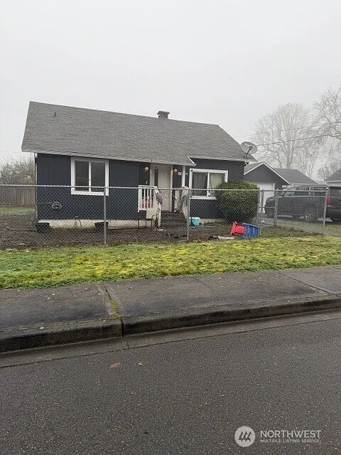 15406 Grant Avenue SW photo 1