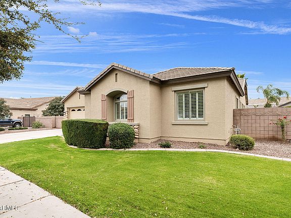 3rd image of 18495 E LARK Drive