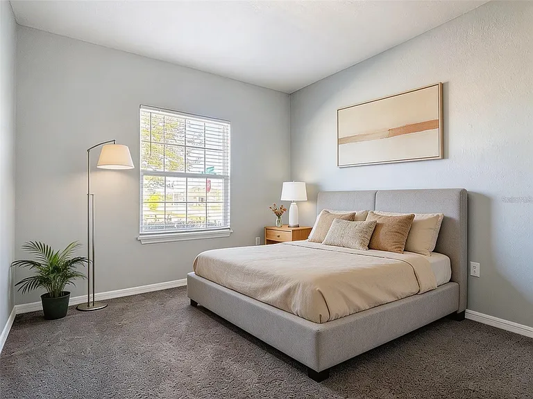 840 Sydney St — Photo 12