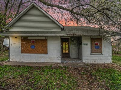 1224 S Windsor Ave, Independence, MO, 64055