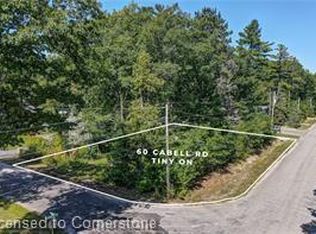 60 Cabell Rd, Tiny, ON L0L1P1
