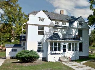 546 Harrison St APT 2, Belding, MI 48809