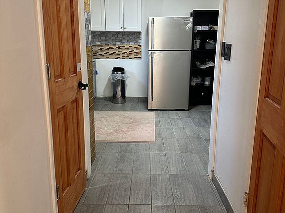 3rd image of 2347 24th St #1