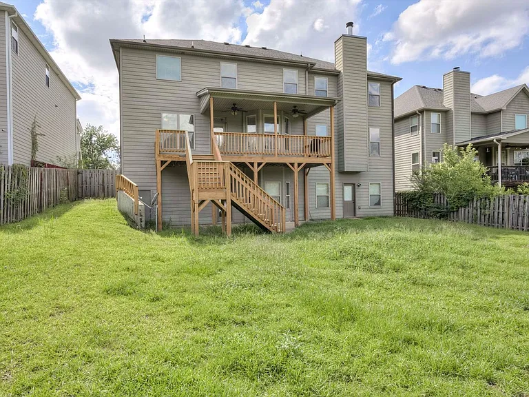 542 Oconee Cir — Photo 52