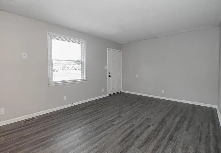 805-1 Golfview Pl — Photo 4