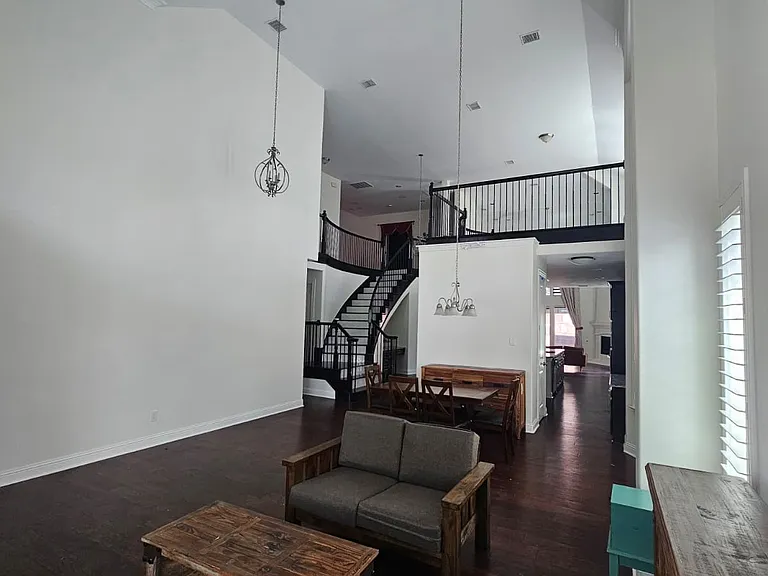 3613 Glenhome Dr — Photo 5