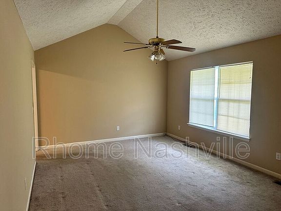 5th image of 1913 Ozark Ct