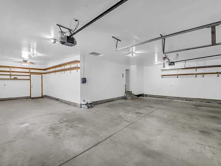 1429 W Flint Meadow Dr — Photo 40