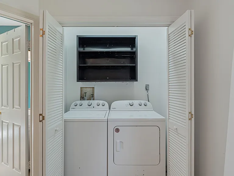 2531 Keystone Ave — Photo 14