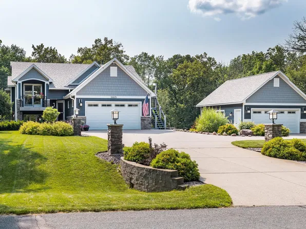 14405 River Crest Dr, Rogers, MN 55374