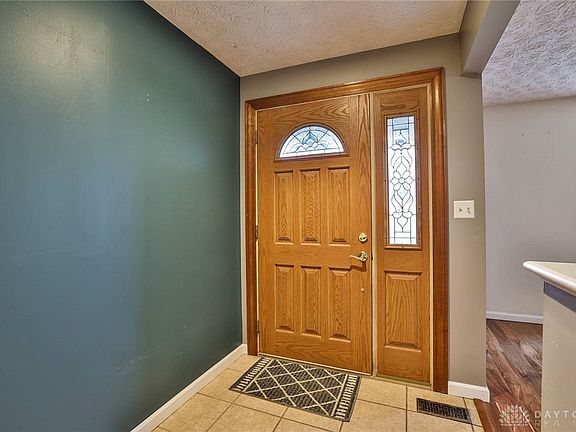 5th image of 6115 Detrick Dr