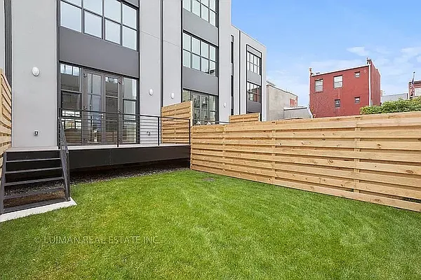 Sold by BLU Real Estate | media 5