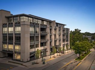 369 N Old Woodward Ave #207, Birmingham, MI 48009