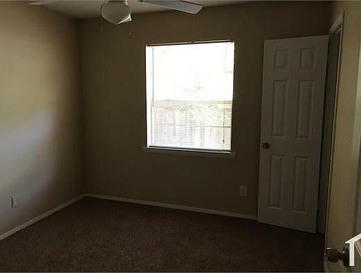 3rd image of 515 Lynda Ln