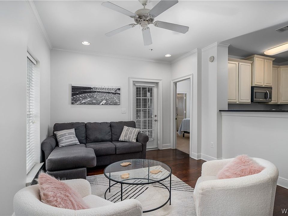 1st image of 700 15th St Unit 2404