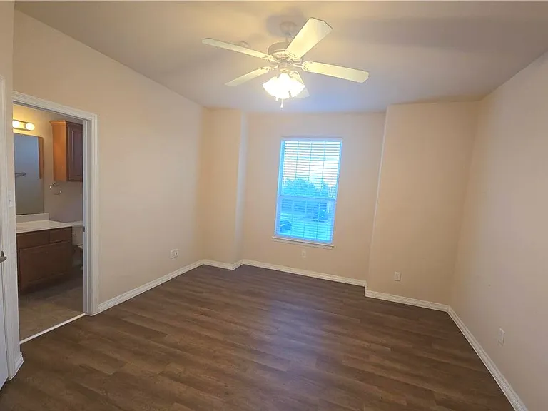 305 Holleman Dr E #1503 — Photo 11