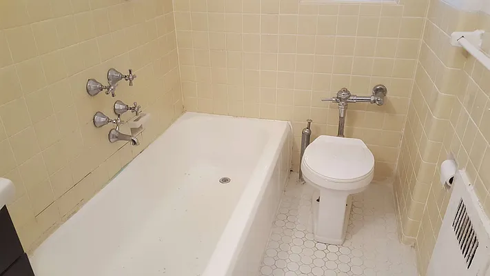 Rented by null | media 8