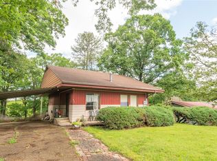 825 Kendall Dr, Poplar Bluff, MO 63901