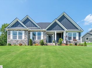 22 Chippewa Ct, Marietta, SC 29661