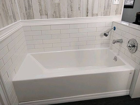 5th image of 2612 Dogwood Pl